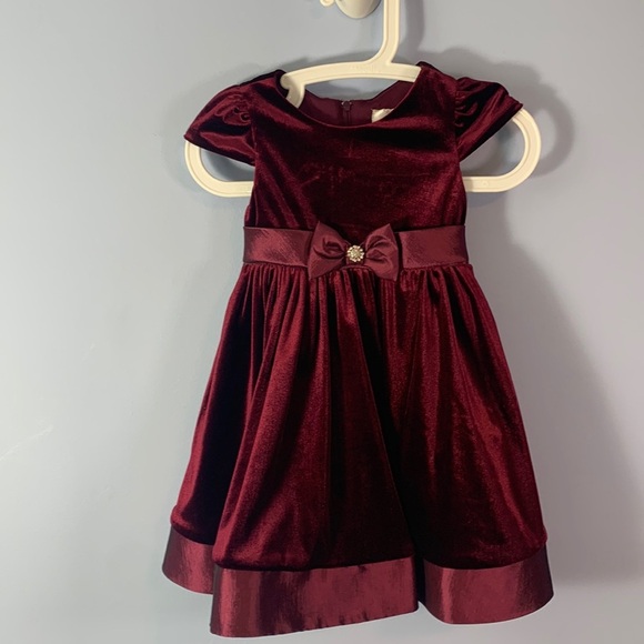 Rare editions size 24 months burgundy velvet dress rhinestone bow cap sleeve - Picture 1 of 6